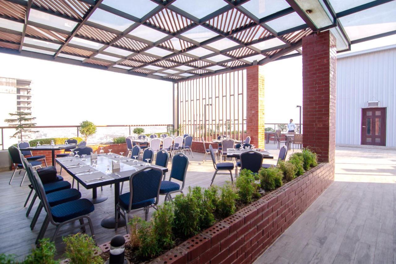 Best Western Sks Chattogram Chittagong Eksteriør bilde